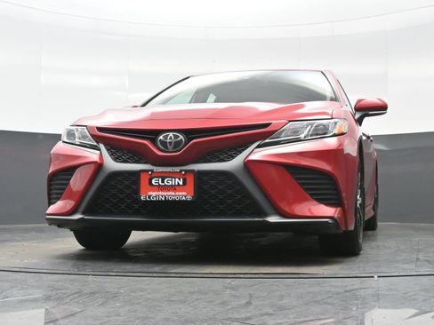 Used 2019 Toyota Camry SE image 28