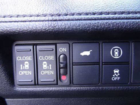 Used 2024 Honda Odyssey EX-L image 19