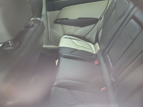 Used 2019 Lincoln MKC Select w/ Select Plus Package FWD image 10