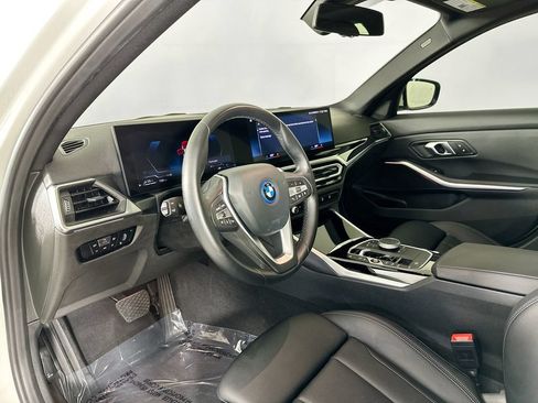 Used 2024 BMW 330e RWD image 9