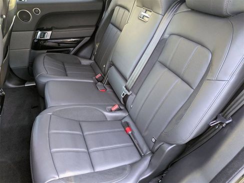 Used 2022 Land Rover Range Rover Sport HST image 32