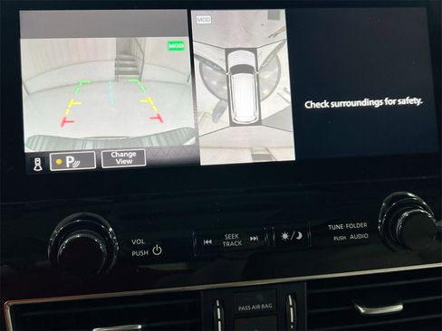 Used 2021 Nissan Armada SL w/ Captain's Chairs Package image 14