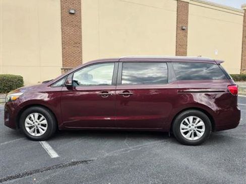 Used 2015 Kia Sedona LX w/ LX Convenience Package image 8