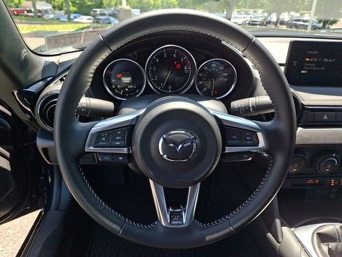 Used 2025 MAZDA MX-5 Miata Club w/ Weather Package RWD image 21