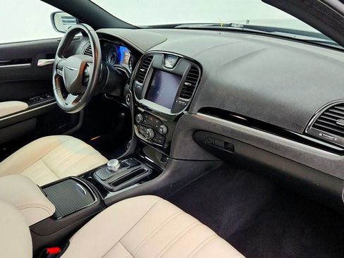 Used 2020 Chrysler 300 S AWD/4WD image 26
