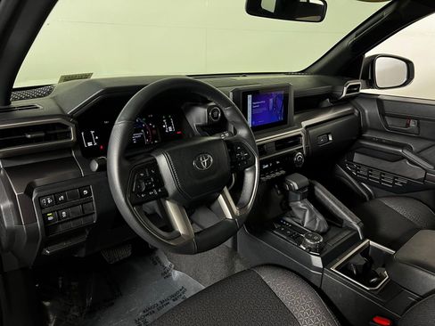 Certified 2025 Toyota 4Runner SR5 image 12