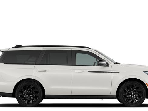 New 2027 Lincoln Navigator Reserve AWD/4WD image 5