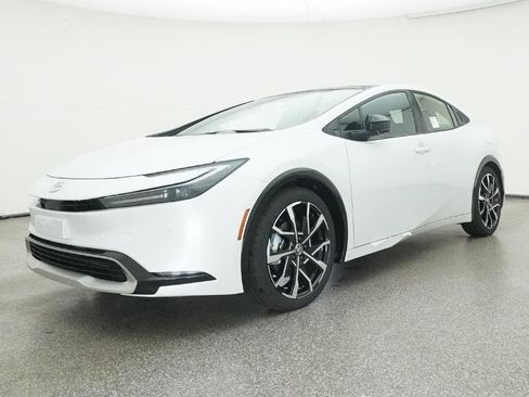 New 2026 Toyota Prius Plug-In Hybrid image 17