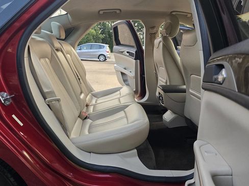 Used 2016 Lincoln MKZ image 26