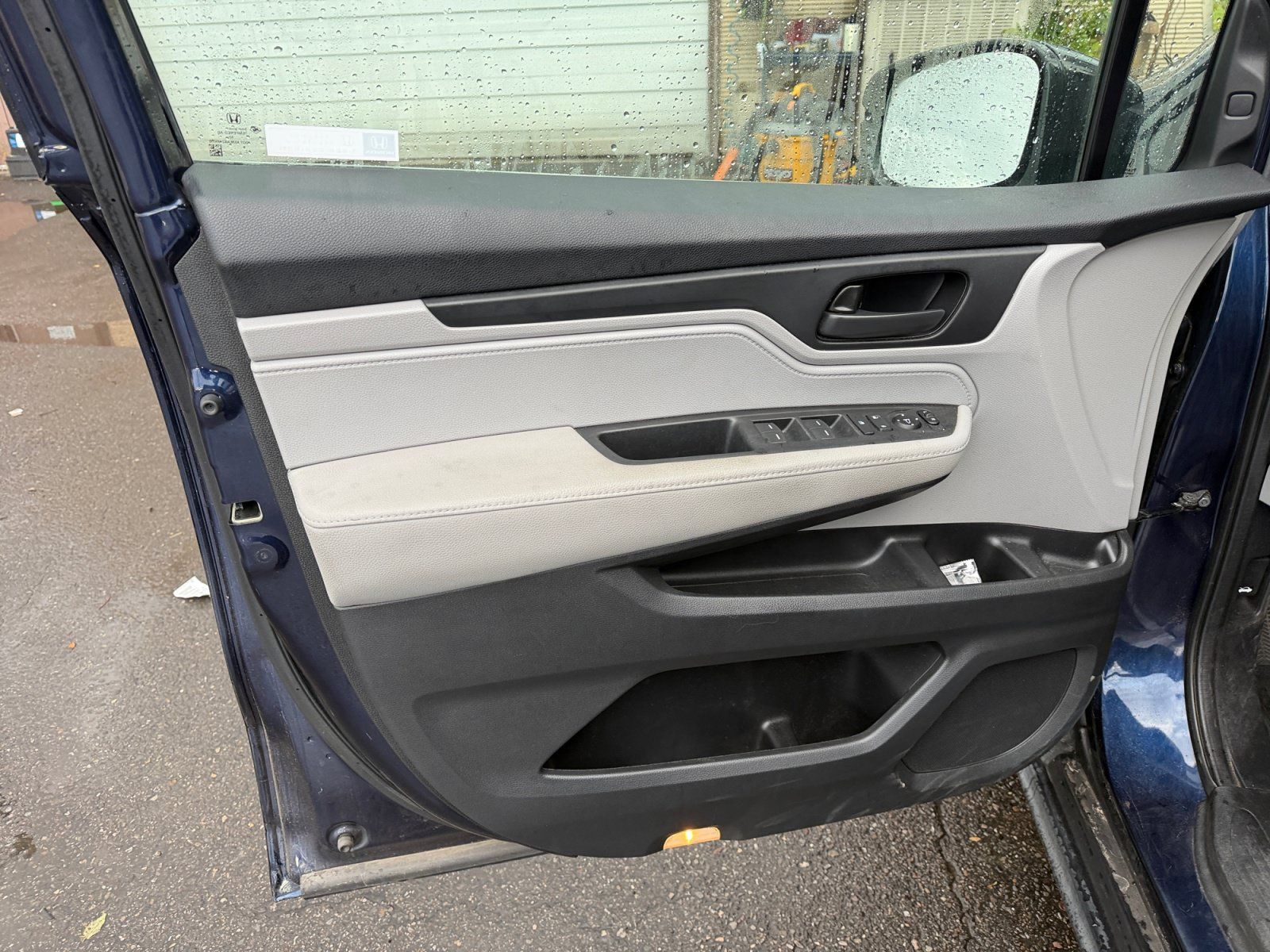 Used 2019 Honda Odyssey EX image 19