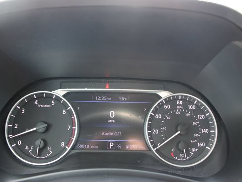 Used 2024 Nissan Sentra SV FWD image 32