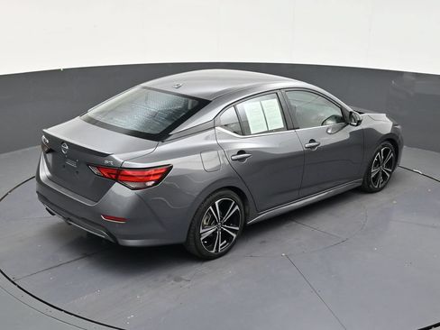 Used 2022 Nissan Sentra SR w/ Electronics Package FWD image 17