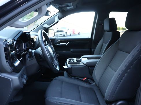 Used 2023 Chevrolet Silverado 1500 LT AWD/4WD image 10