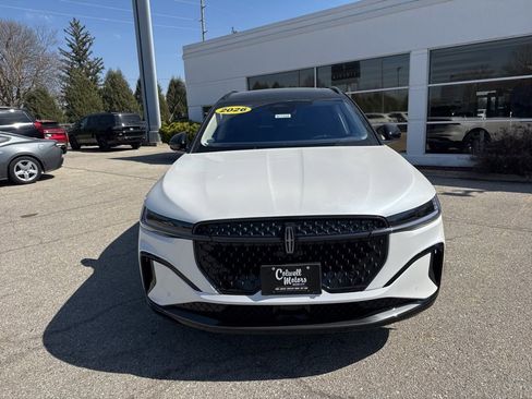 New 2026 Lincoln Nautilus Reserve w/ Jet Appearance Package AWD/4WD image 5