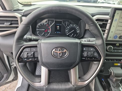 Used 2023 Toyota Tundra Limited AWD/4WD image 16