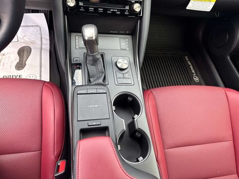 Used 2025 Lexus IS 350 F Sport RWD image 22