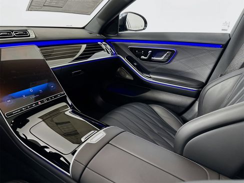 New 2026 Mercedes-Benz S 63 AMG S image 26