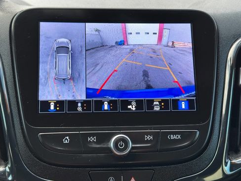 Used 2024 Chevrolet Equinox RS image 50