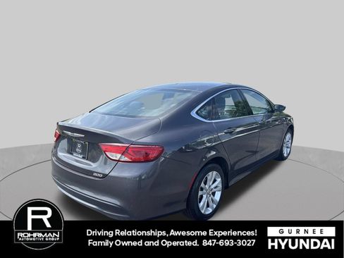 Used 2017 Chrysler 200 LX FWD image 9