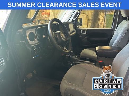 Used 2024 Jeep Wrangler Unlimited AWD/4WD image 5
