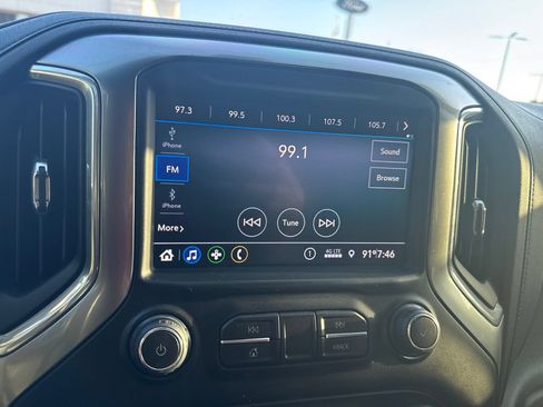 Used 2020 Chevrolet Silverado 1500 LT AWD/4WD image 14