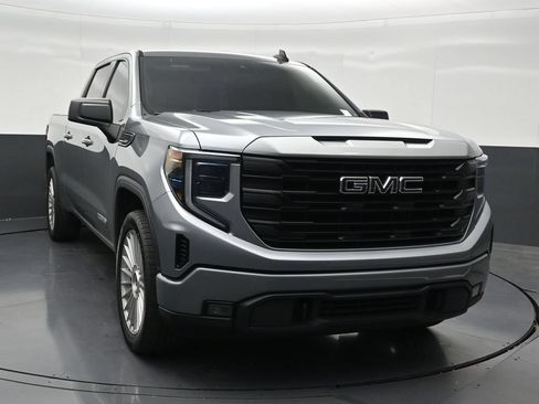 Used 2023 GMC Sierra 1500 Elevation RWD image 8