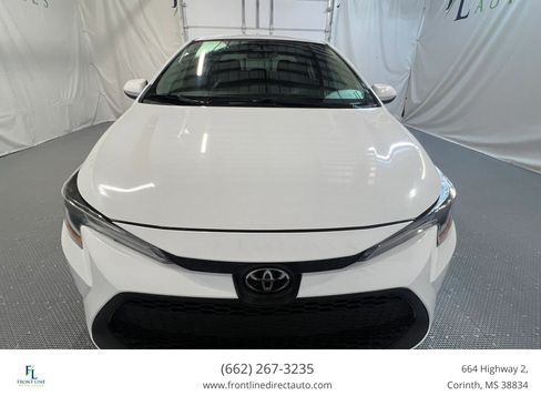 Used 2023 Toyota Corolla LE FWD image 2