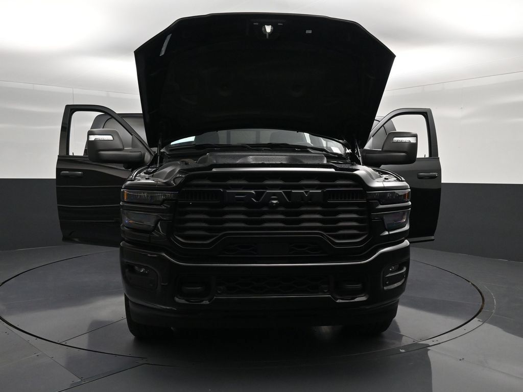 Used 2025 RAM 2500 Big Horn AWD/4WD image 34