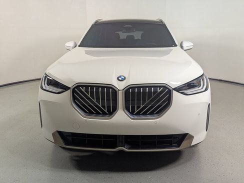 Used 2025 BMW X3 xDrive30i w/ Convenience Package AWD/4WD image 2