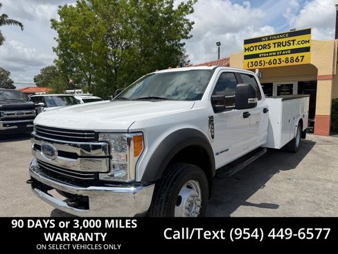 Used 2017 Ford F550 4x4 Crew Cab Super Duty image 1