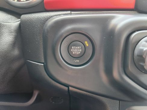 Used 2020 Jeep Gladiator Rubicon AWD/4WD image 22