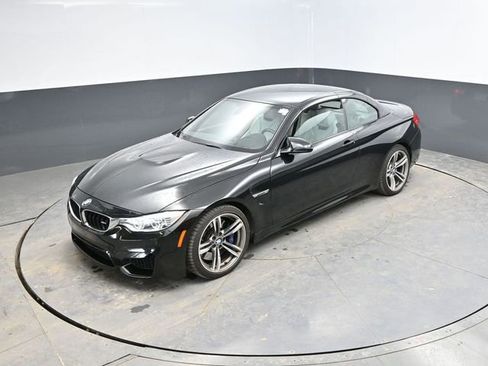 Used 2016 BMW M4 Convertible image 36