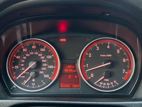 Used 2011 BMW 328i Sedan w/ Premium Pkg image 11