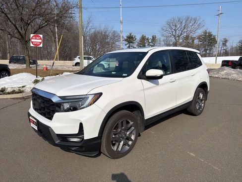 Used 2023 Honda Passport EX-L image 2