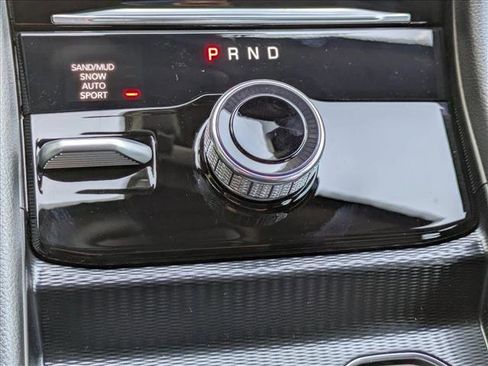 New 2025 Jeep Grand Cherokee Limited image 15