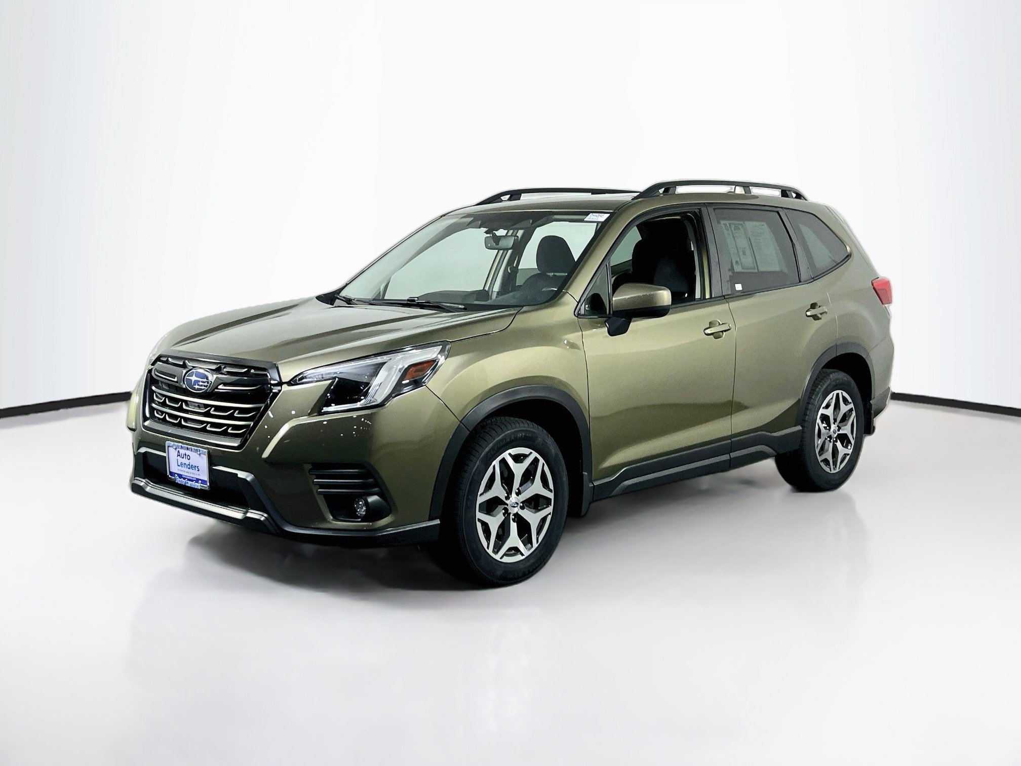 Used 2024 Subaru Forester Premium AWD/4WD image 1