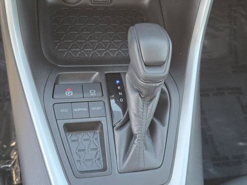 Used 2023 Toyota RAV4 XLE image 14