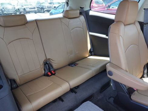 Used 2014 Buick Enclave Premium w/ Trailering Provision Package FWD image 10