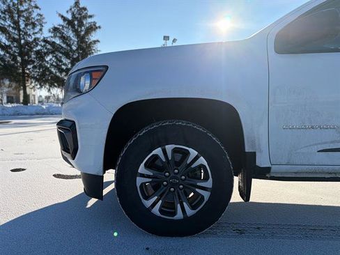 Used 2021 Chevrolet Colorado Z71 w/ Safety Package image 17