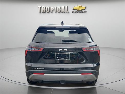 New 2026 Chevrolet Equinox LT w/ Convenience Package II image 4