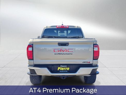 Used 2024 GMC Canyon AT4 w/ LPO, Off Road Lift Package AWD/4WD image 5