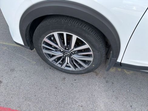 Used 2023 Nissan Kicks SR w/ SR Premium Package image 25