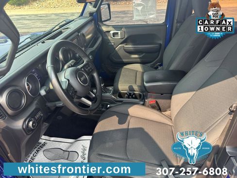 Used 2019 Jeep Wrangler Sport image 15