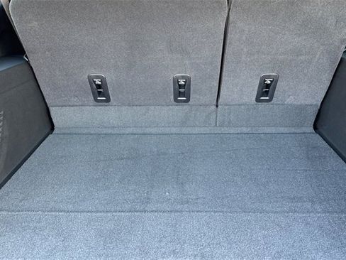 New 2025 GMC Yukon XL Elevation image 18