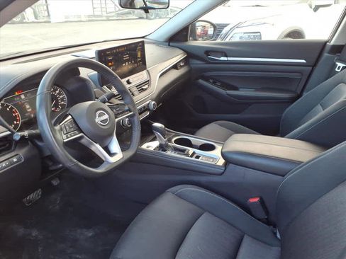 Certified 2023 Nissan Altima 2.5 SV w/ SV Premium Package image 16