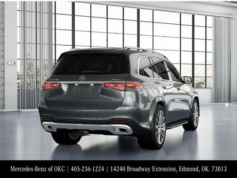 New 2026 Mercedes-Benz GLS 580 4MATIC image 23