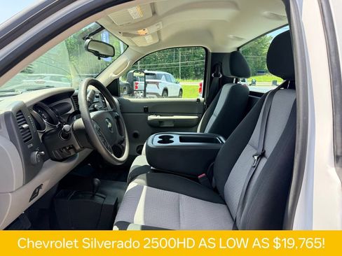 Used 2007 Chevrolet Silverado 2500 W/T w/ LS Package AWD/4WD image 6