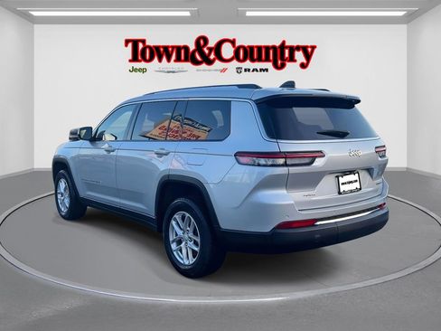 Certified 2023 Jeep Grand Cherokee L Laredo image 6
