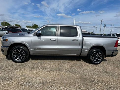 Used 2025 RAM 1500 Laramie AWD/4WD image 2