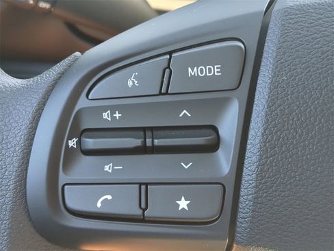 New 2026 Hyundai Venue SE image 26